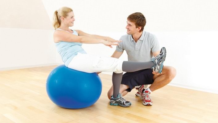 Bewegung Kompression Therapie bei Erkrankung des Lymphsystems